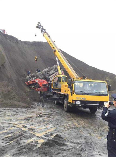 蓬江区上犹道路救援